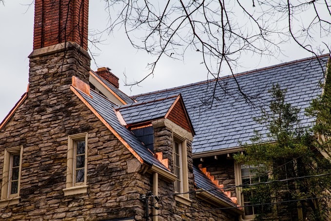 Beautiful newly completed slate roof on an Irish home